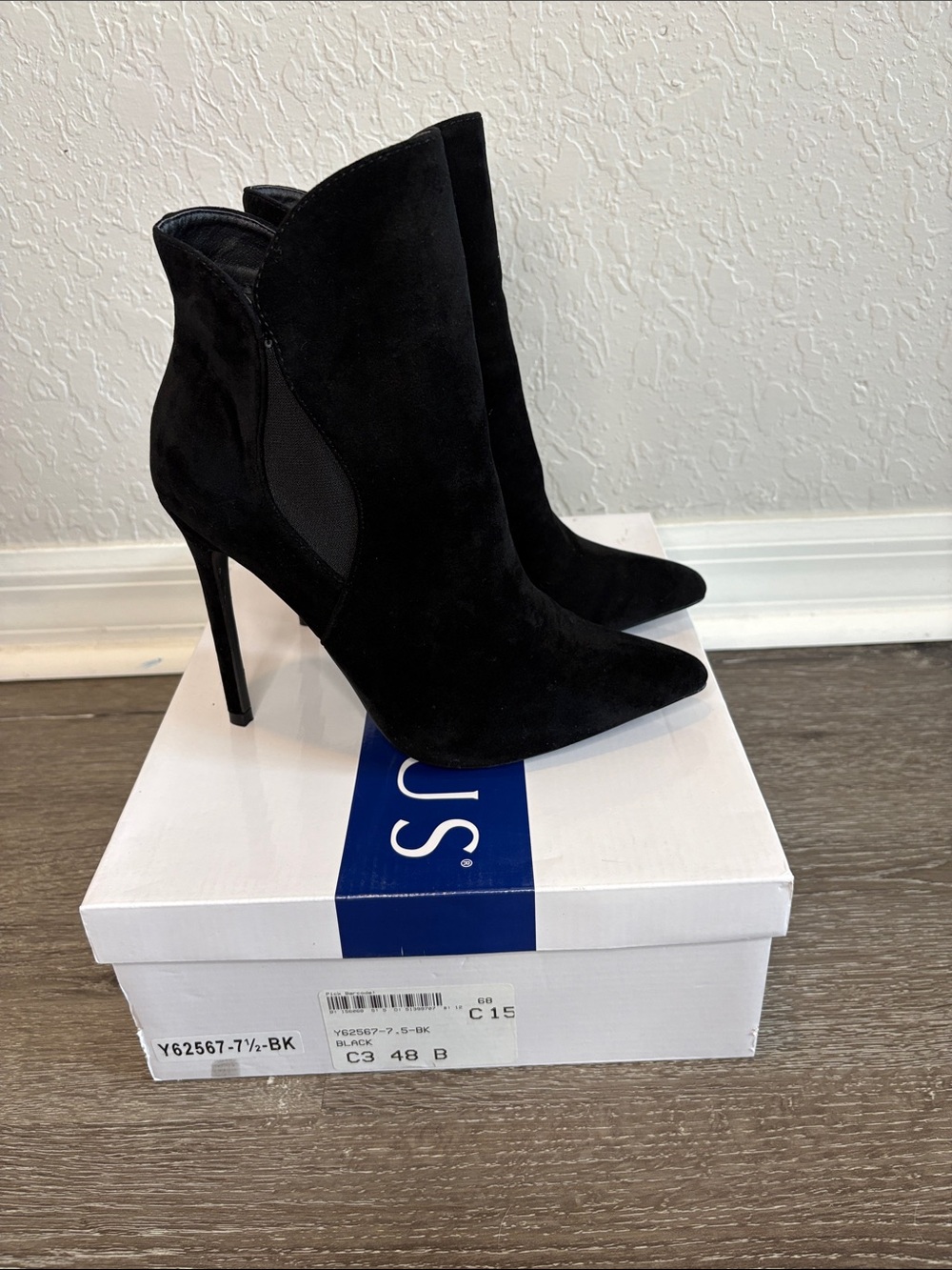 VENUS NEW Black Suede Stiletto Ankle Boots - Women's High Heel Booties Size 7.5